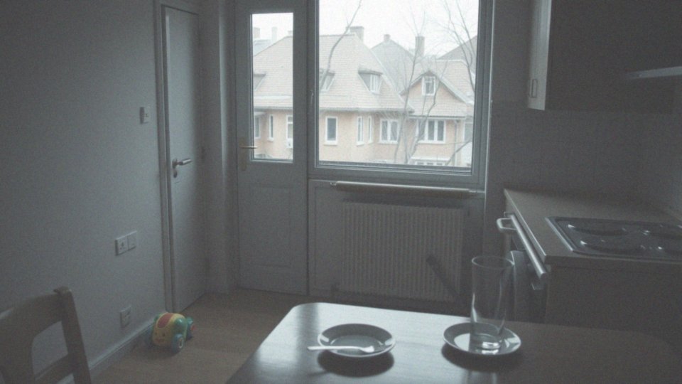 Jakie kary grożą rodzicom za pozostawienie dziecka samego w domu?