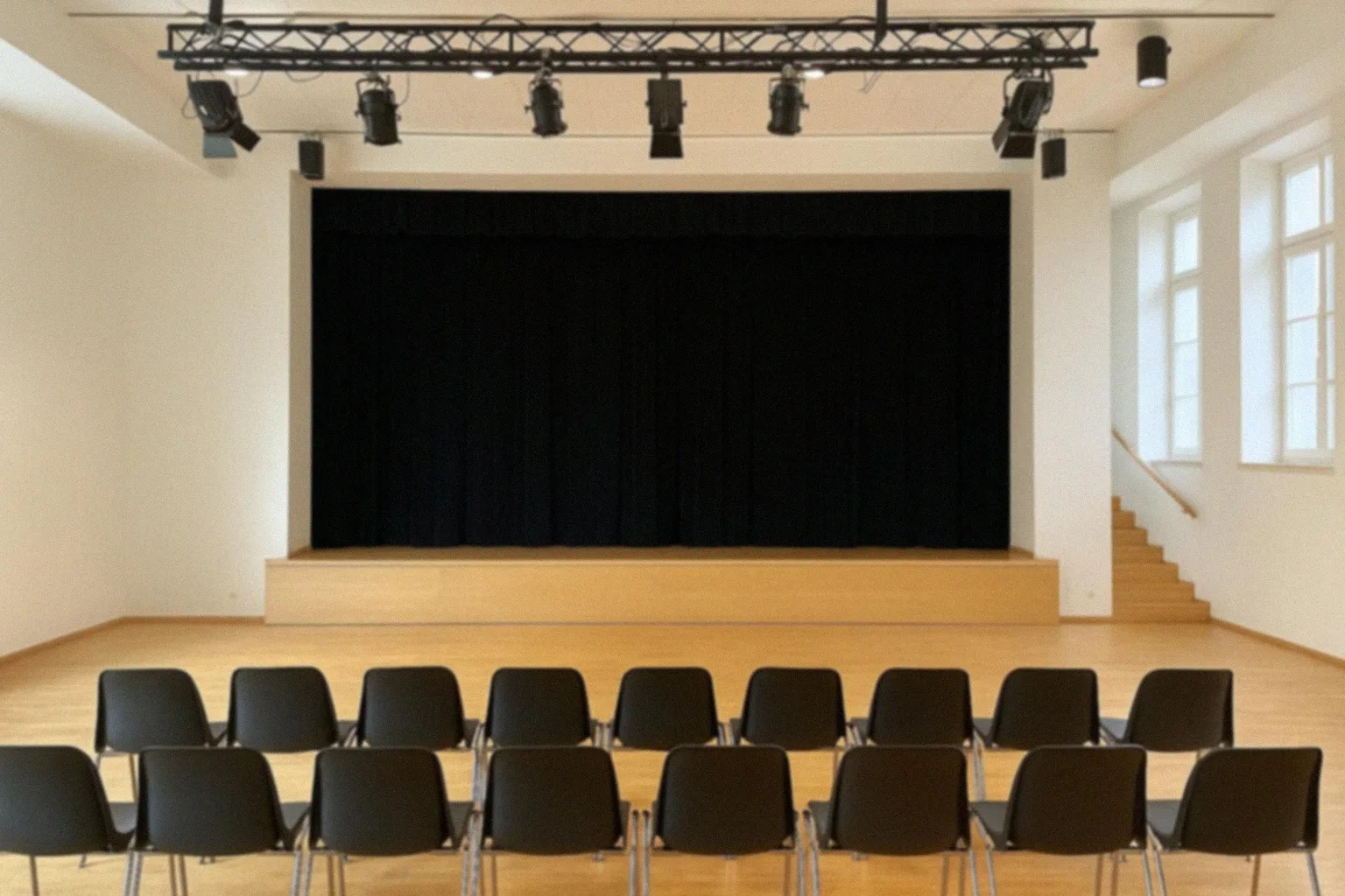 Pokaz filmu „Przekleństwa niewinności” w Dyskusyjnym Klubie Filmowym Zbyszek